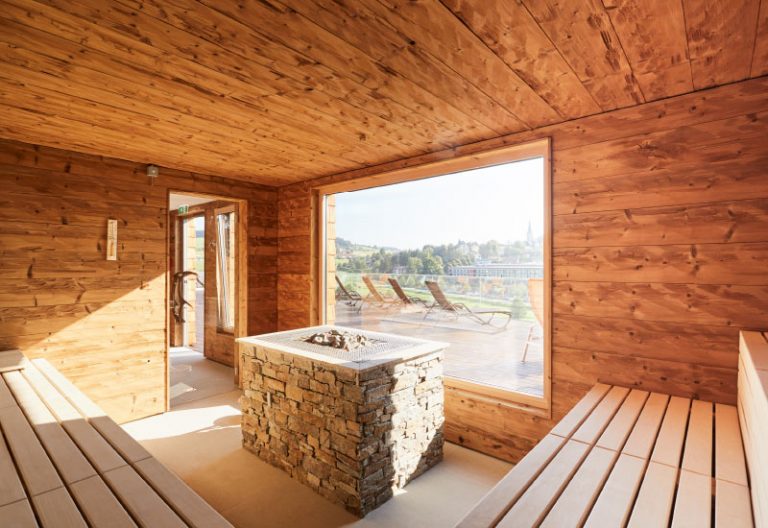 Wellness und Aktivbesreich - Panorama Sauna - Vortuna Gesundheitsresort Bad Leonfelden